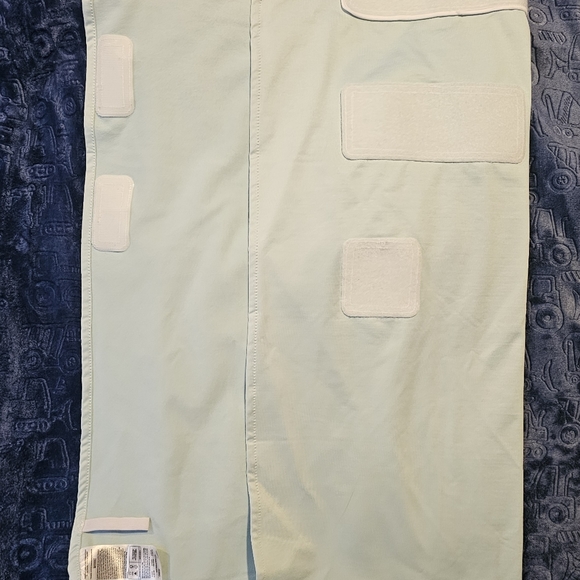 Ollie Swaddle- sky blue, barely used w/bag - Picture 3 of 9